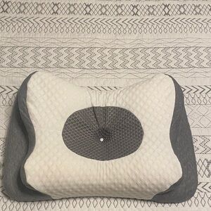 Ergonomic White and Gray Pillow